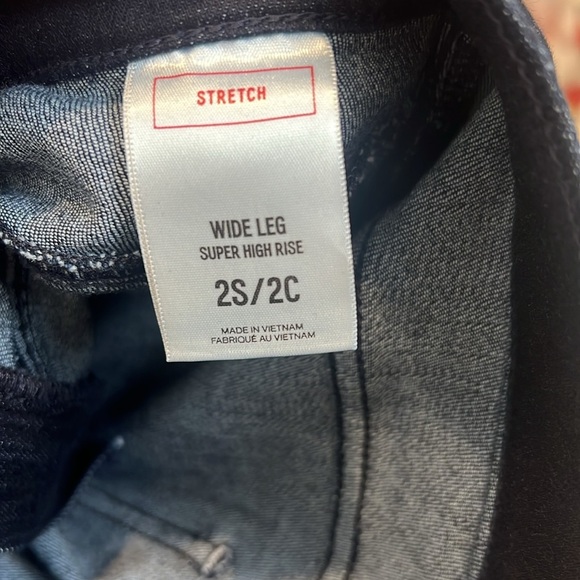 Express dark denim wide leg super high rise Jeans size 2 short. - Picture 8 of 10